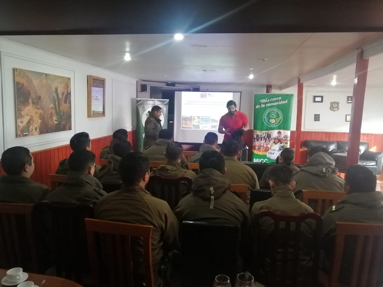 Personal de Carabineros se capacita en prevención de incendios forestales: participaron efectivos de retenes de Río Seco, Agua Fresca, Tehuelche y 1a Comisaría de Punta Arenas