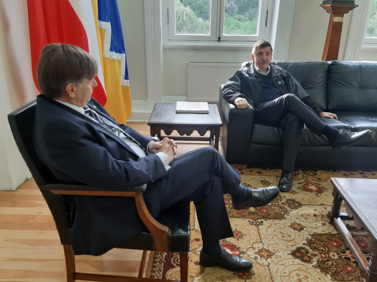 Intendente Regional y Gerente de Aguas Magallanes se reúnen por situación de suministro de agua potable en Puerto Williams