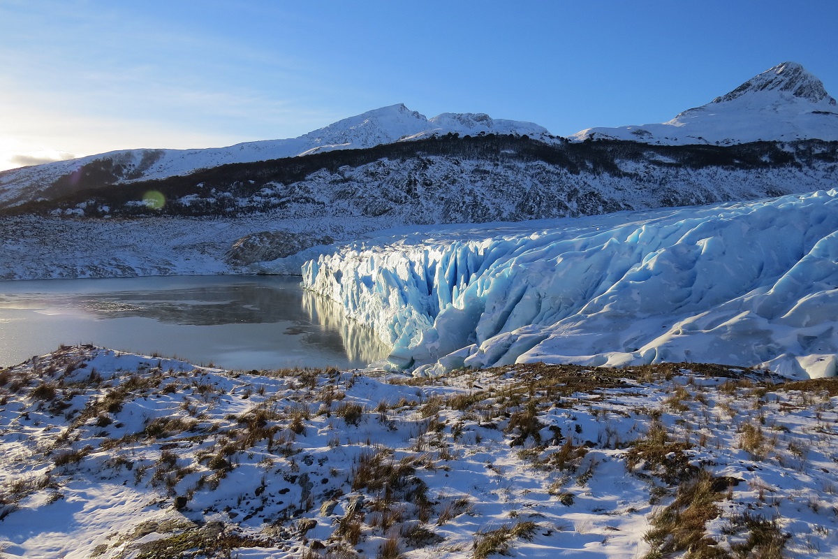 Estudian los gigantes de hielo en Cordillera Darwin de Tierra del Fuego