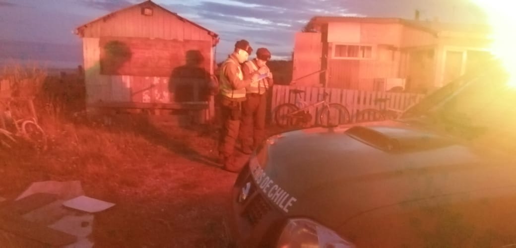 Mujer apuñaló a su ex pareja en el tórax esta noche en el sector de Agua Fresca, causándole la muerte