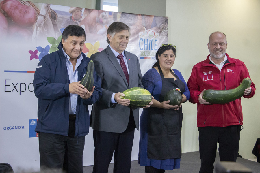 Se ianuguró ExpoMundo Rural 2020 en Punta Arenas: Intendente comprometió esfuerzos por dar continuidad a exitoso programa entre INDAP y Gobierno Regional