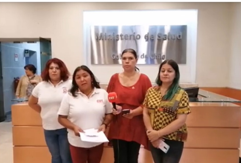 COVID-19: Ante persistentes deficiencias trabajadores de la Salud entregan petitorio al Minsal