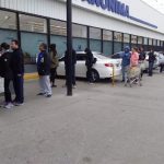 Cuarentena total en Argentina y avalancha de consumidores en el comercio de Río Gallegos, Santa Cruz, Argentina