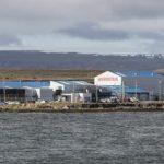 Nova Austral de Porvenir desarrolla medidas preventivas contra coronavirus: los trabajadores piden suspender las operaciones por 14 días