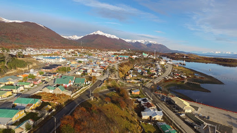 Ministro de Salud Jaime Mañalich confirma caso de coronavirus en Puerto Williams