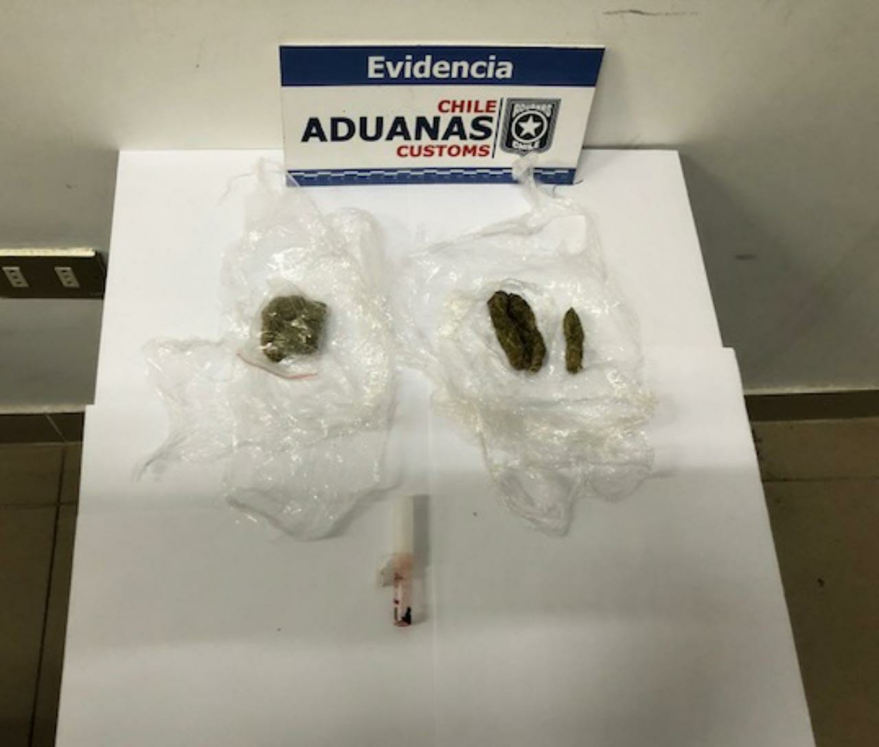 Tras fiscalización de Aduana, se detectó en el aeropuerto de Punta Arenas a un pasajero procedente de Puerto Montt portador de droga
