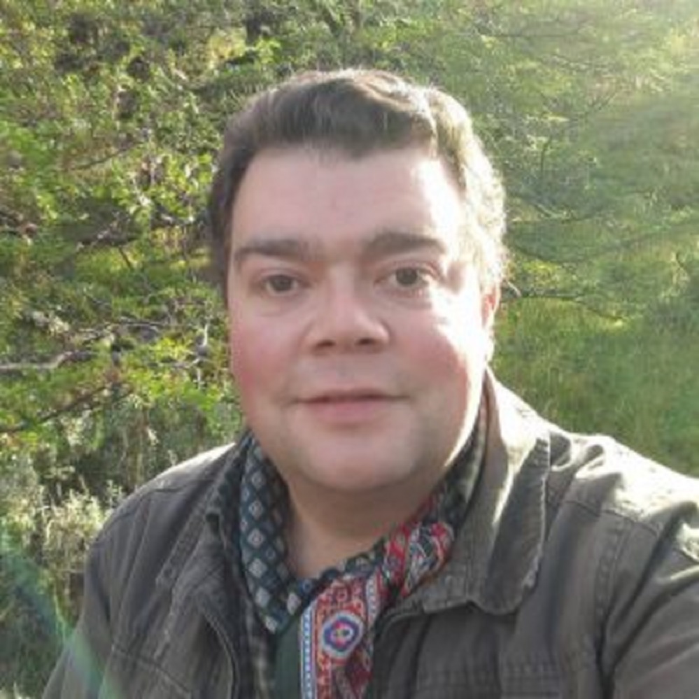 Concejal Guillermo Ruiz de Puerto Natales denuncia fallas técnicas y deficiencias en trabajos realizados en espacios públicos