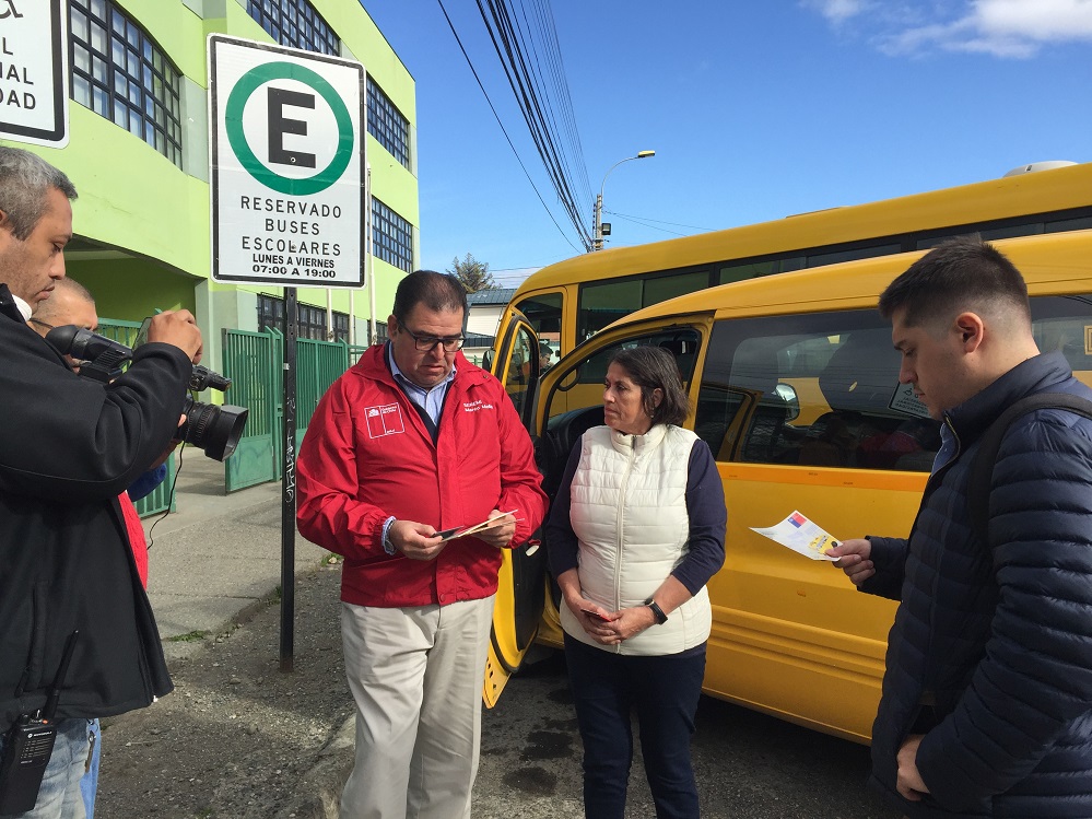 Ministerio de Transportes amplía opciones laborales a los transportistas escolares: podrán realizar otros servicios