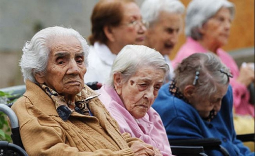 Casi 9.000 adultos mayores de 75 años y más de edad, inician cuarentena preventiva obligatoria desde este viernes en Magallanes