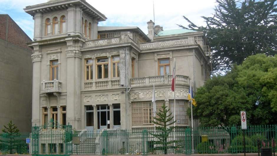 Concejal Alejandro Soler, solicita al Alcalde Radonich el termino del  Contrato de Estacionamientos en Punta Arenas