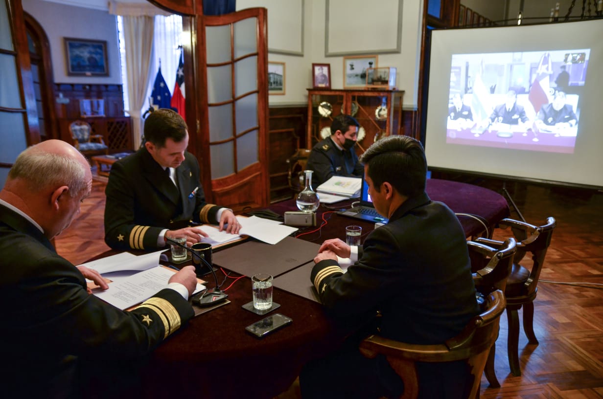 III Zona Naval de Chile y Area Naval Austral de Argentina se reunieron mediante videoconferencia