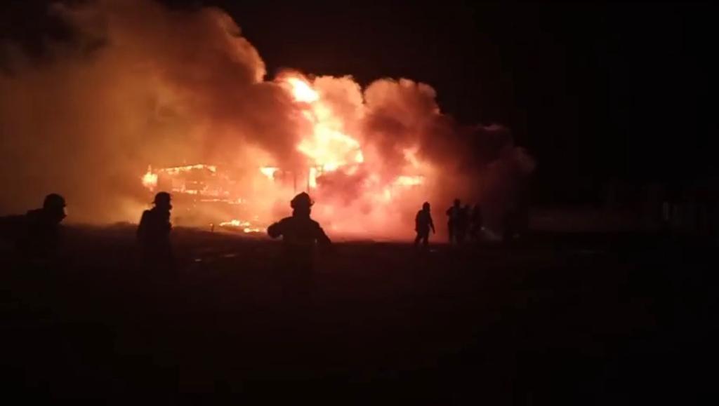 Incendio destruyó una vivienda esta noche en el km 7.5 al sur de Punta Arenas