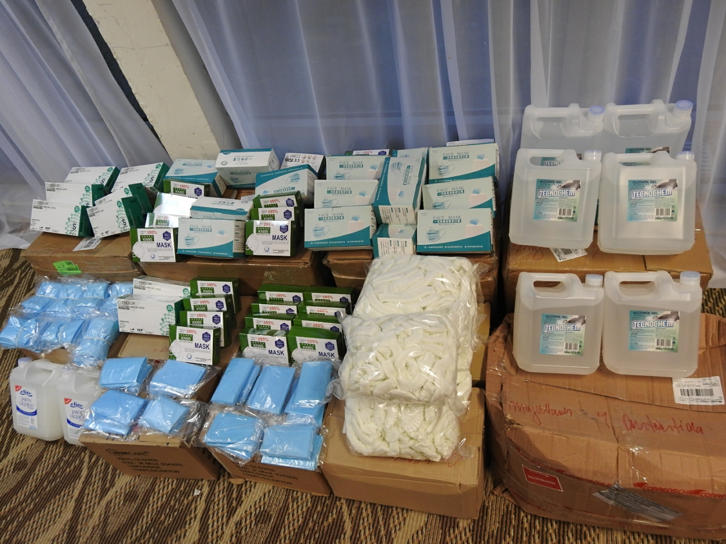 Llegan insumos de sanitarios para unidades penales de Magallanes