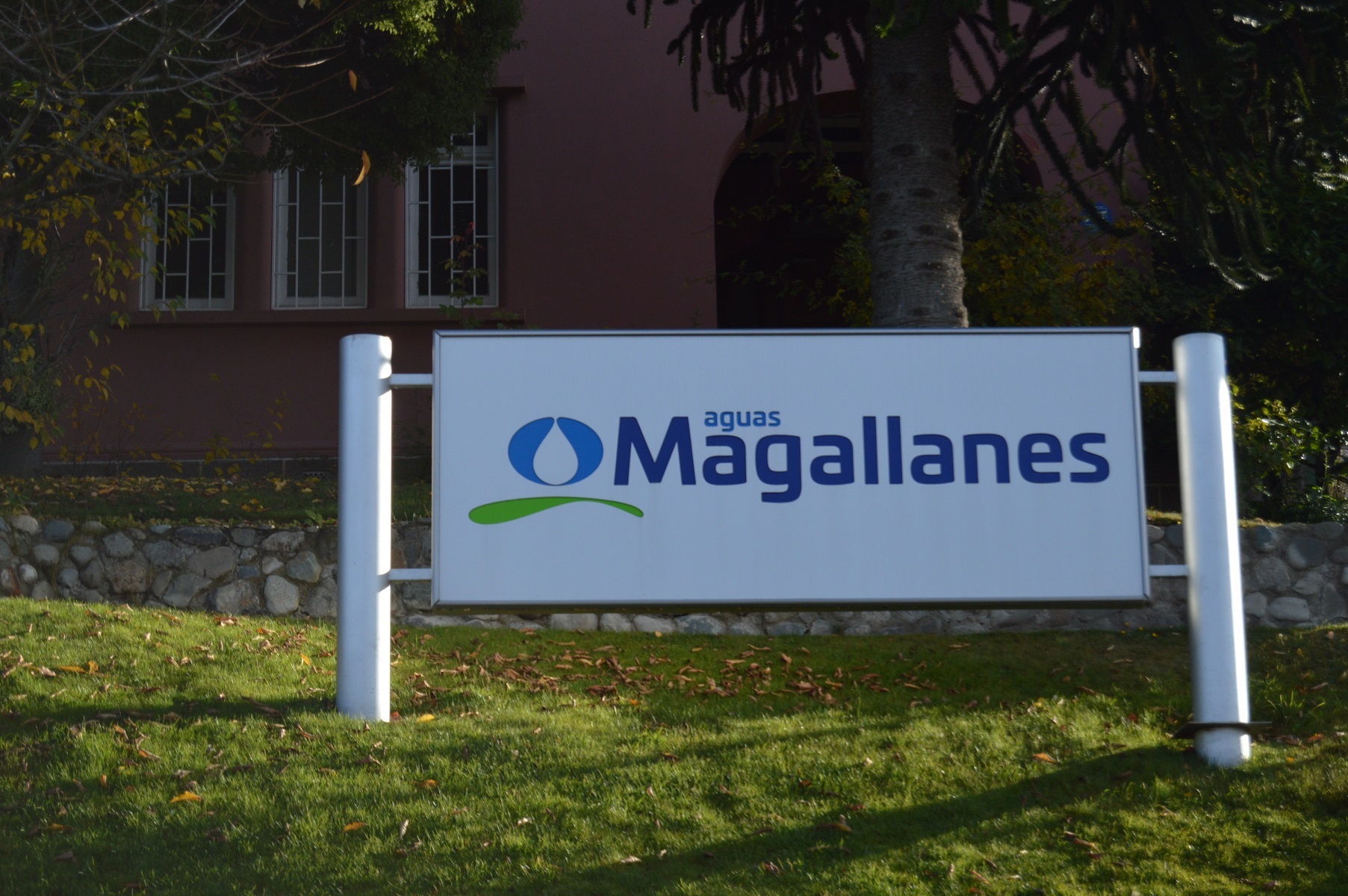 Aguas Magallanes amplía beneficios a las familias pertenecientes al 60% más vulnerable de la región