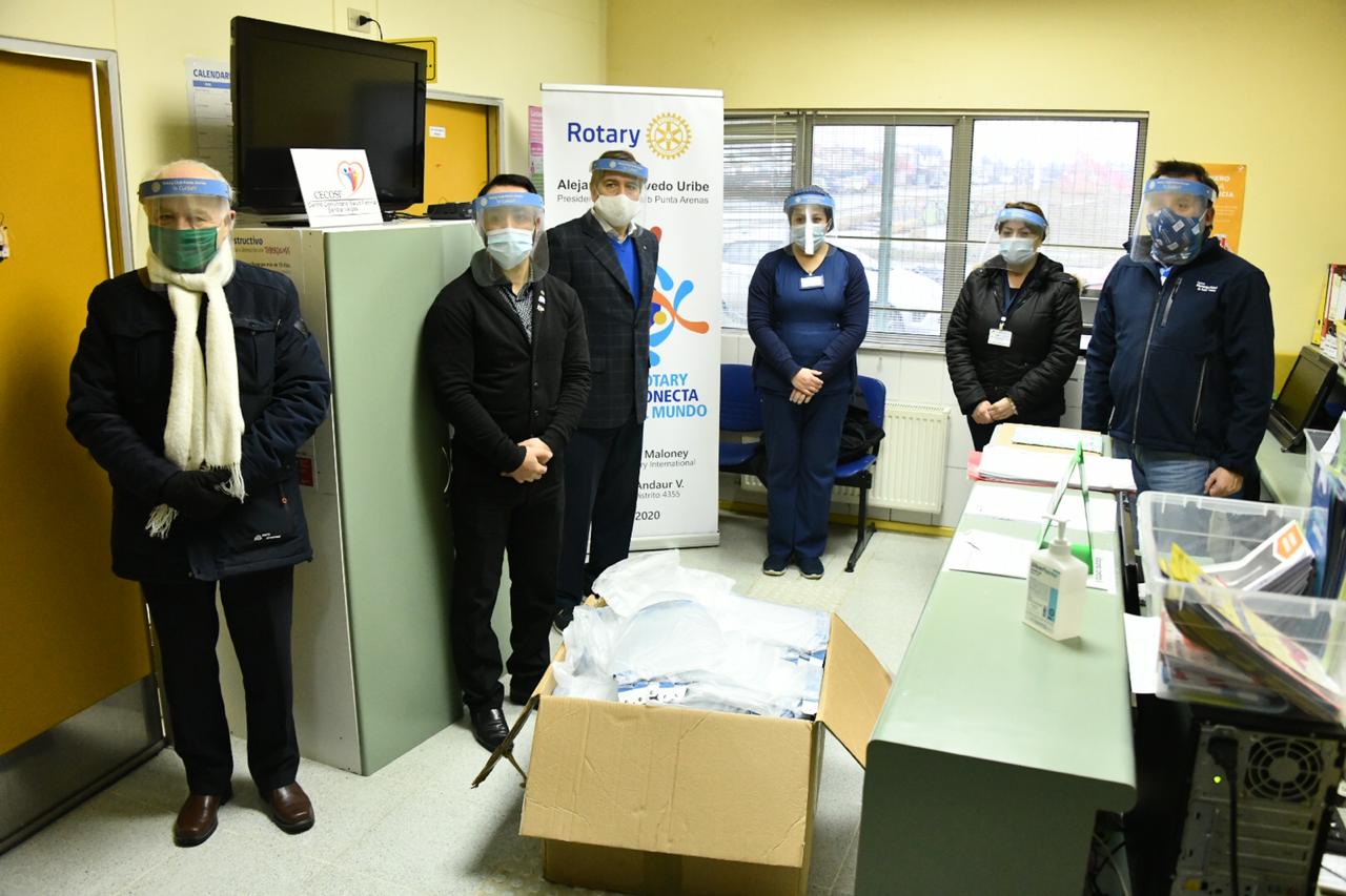 Rotary Club de Punta Arenas entregó 230 protectores faciales a centros de salud municipales