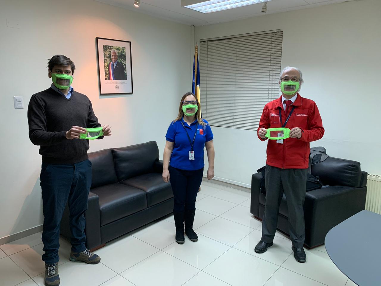Registro Civil dispone de mascarillas aportadas por SENADIS para la atención de personas sordas