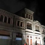 Una falla eléctrica sería la causa atribuida por Bomberos a incendio en edificio de Magallanes y Plaza Muñoz Gamero