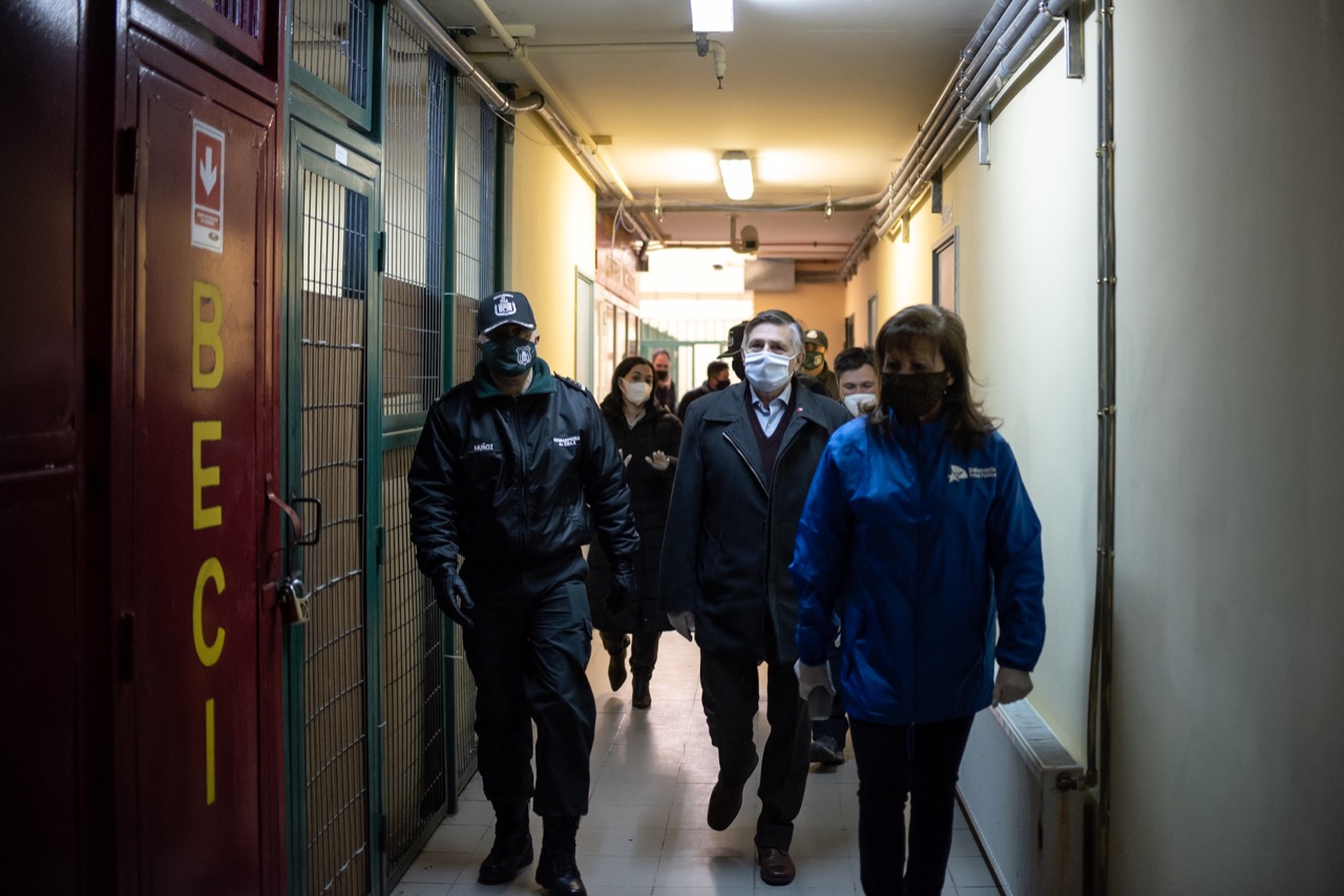 Intendente José Fernández visitó Complejo Penitenciario para ver in situ manejo de la pandemia