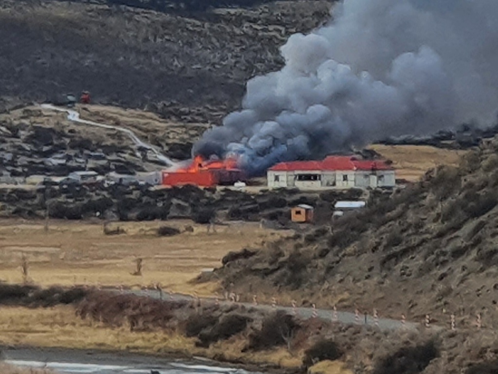 Se registra incendio en casa de trabajadores en estancia Laguna Amarga, Ultima Esperanza