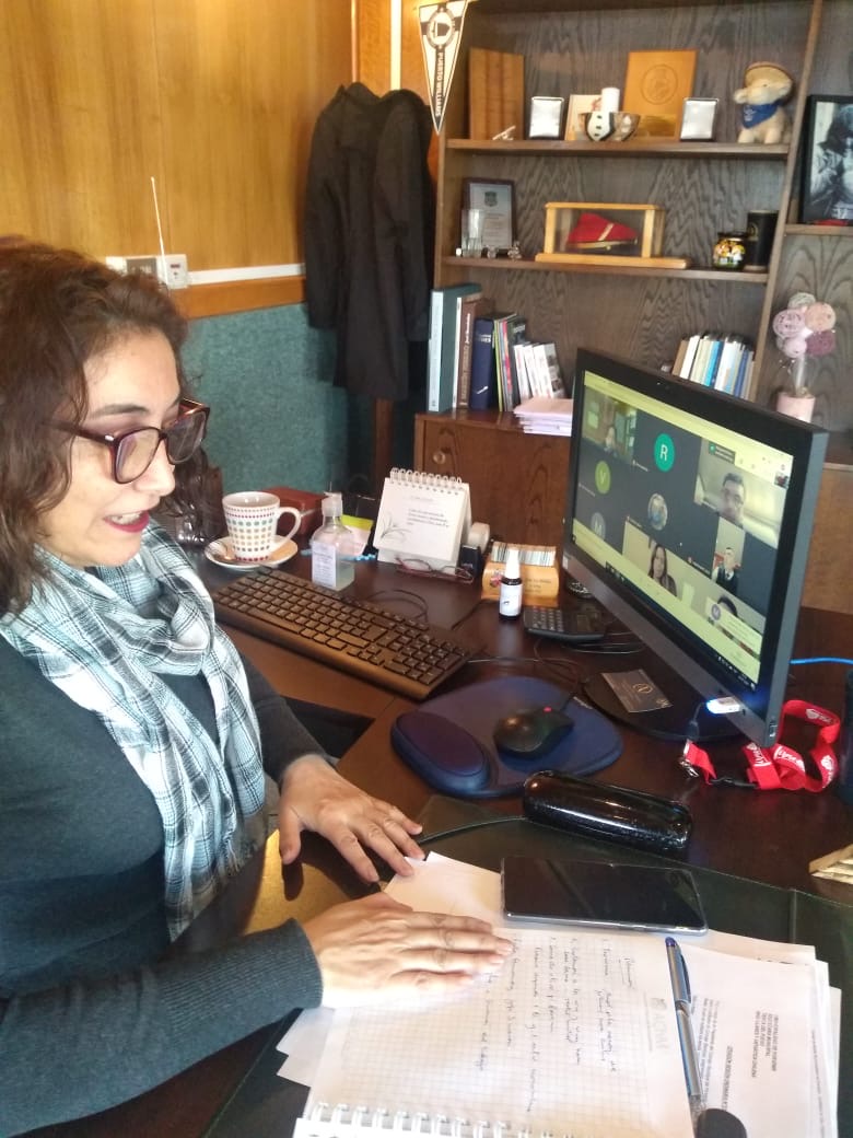 Alcaldesa de Porvenir se reunió con autoridades regionales y provinciales para tratar la situación de la empresa Nova Austral