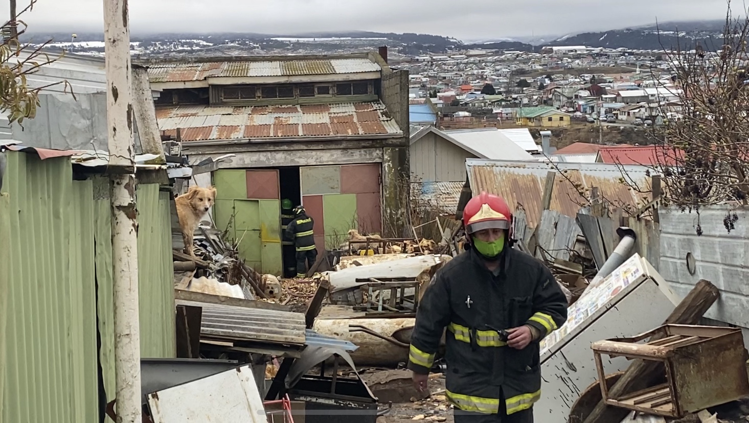 Adulto mayor resultó lesionado en principio de incendio: niña de 6 años alertó a su papá del humo, evitando una tragedia mayor