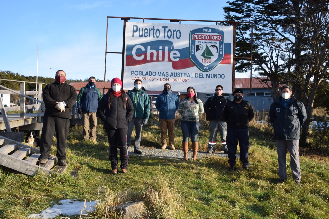 Gobierno en Terreno en Puerto Toro realiza la Gobernación de la provincia Antártica