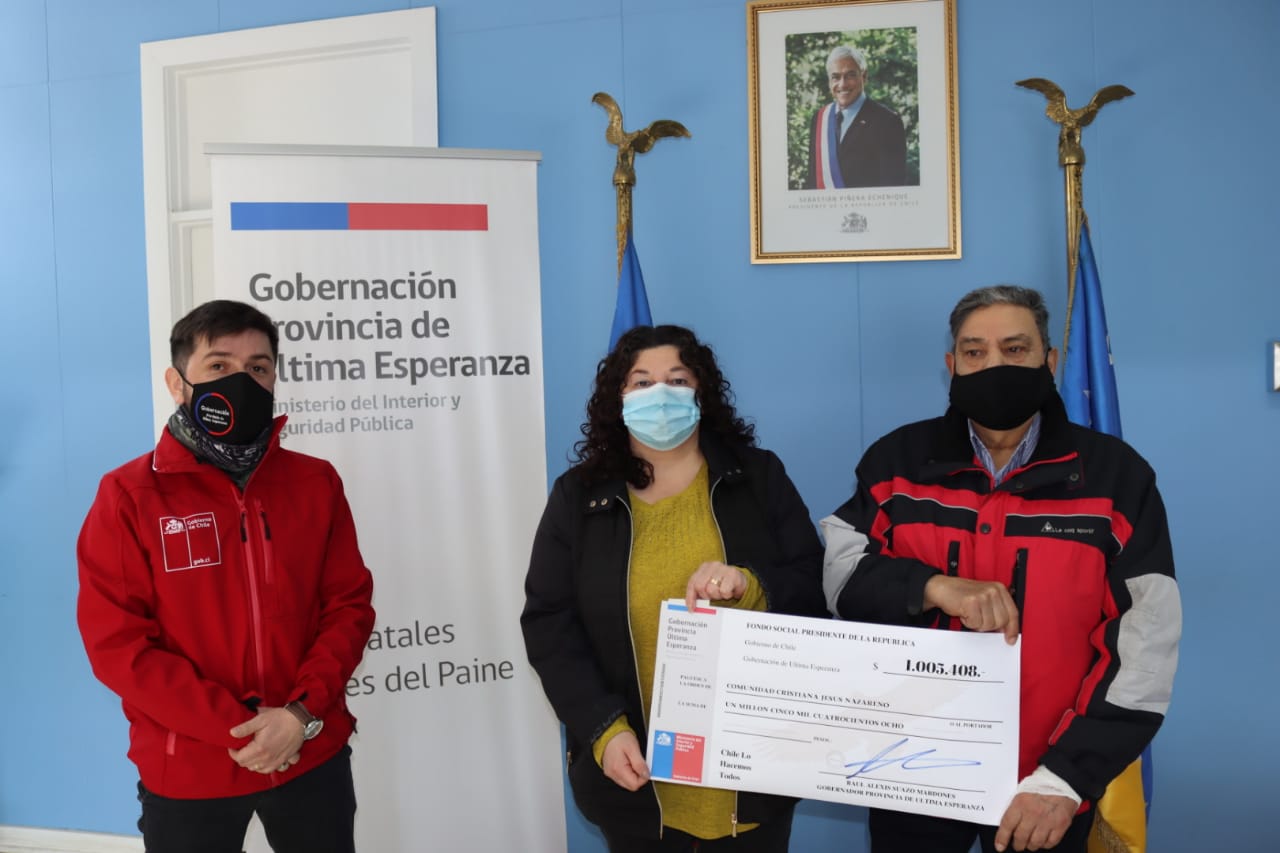 Gobernación Provincial hizo entrega del Fondo Social Presidente de la República (Fondes) a cinco organizaciones sociales de la provincia de Última Esperanza