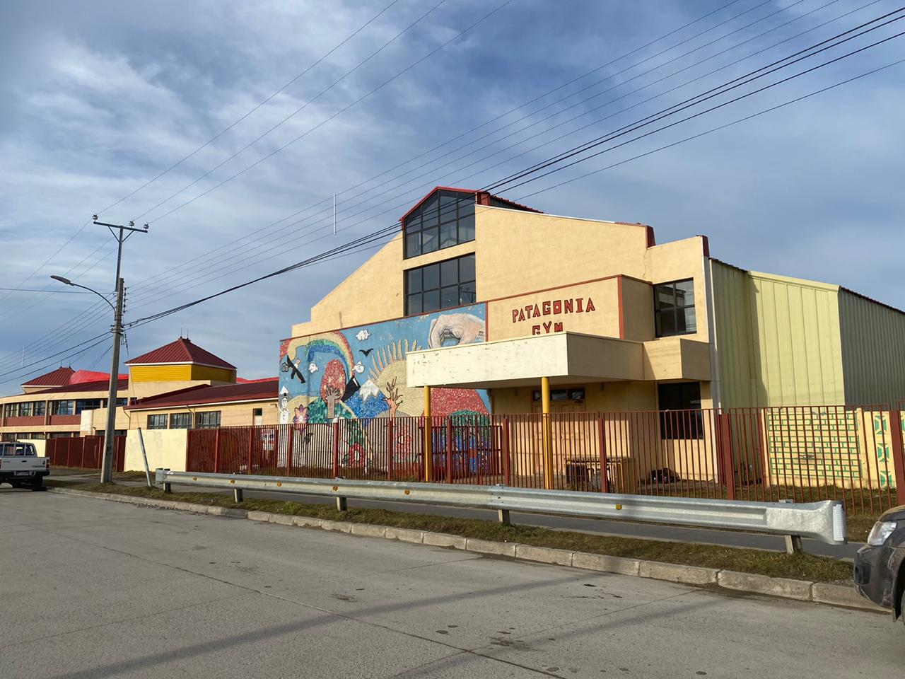 Detectan robo de bolsas de alimentos en la Escuela Patagonia de Punta Arenas