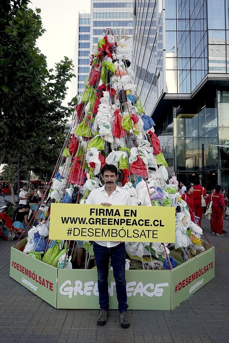 Greenpeace y eliminación de las bolsas plásticas: Celebramos este primer avance contra la pandemia del plástico