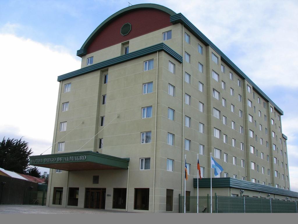 Gremio del Hotel Diego de Almagro de Punta Arenas denuncia presuntas irregularidades de grupo de funcionarios de Salud