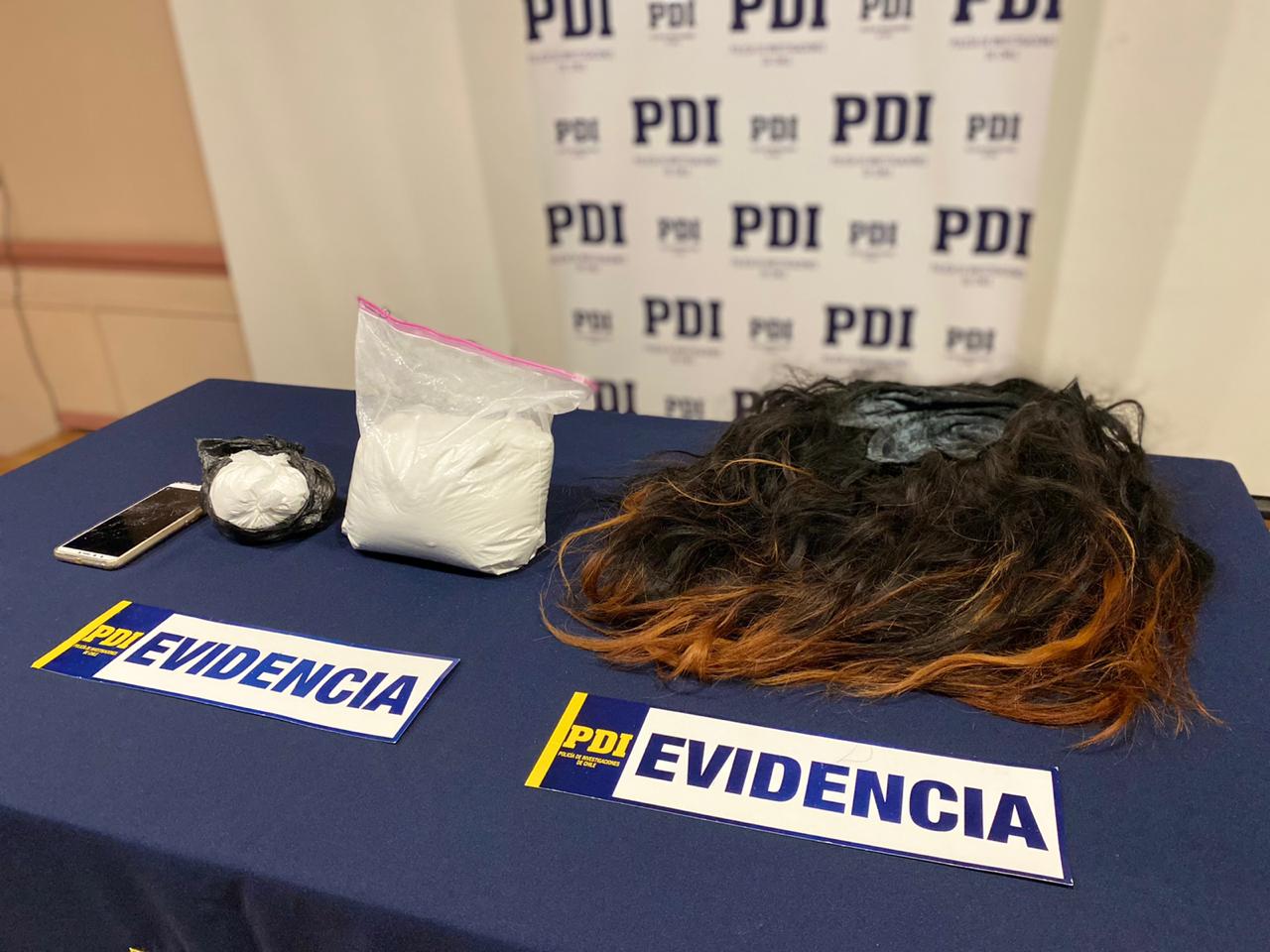 Prisión preventiva para mujer que trasladaba cocaína en una peluca