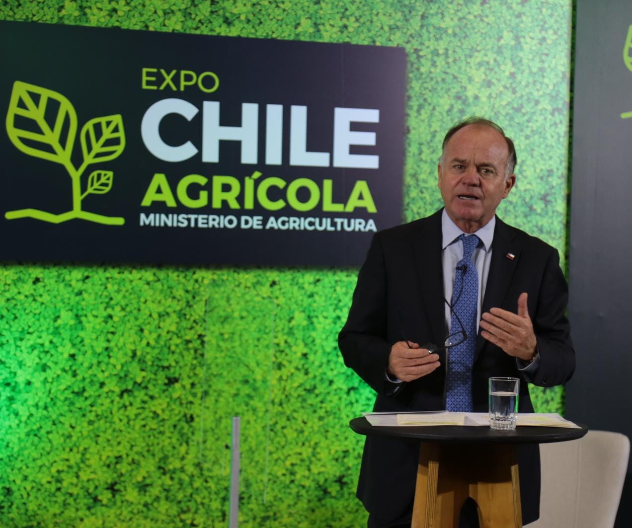 Ministro Antonio Walker inaugura la tercera versión de la Expo Chile Agrícola: “Es el taller de capacitación más grande que se ha realizado en la agricultura chilena en años”