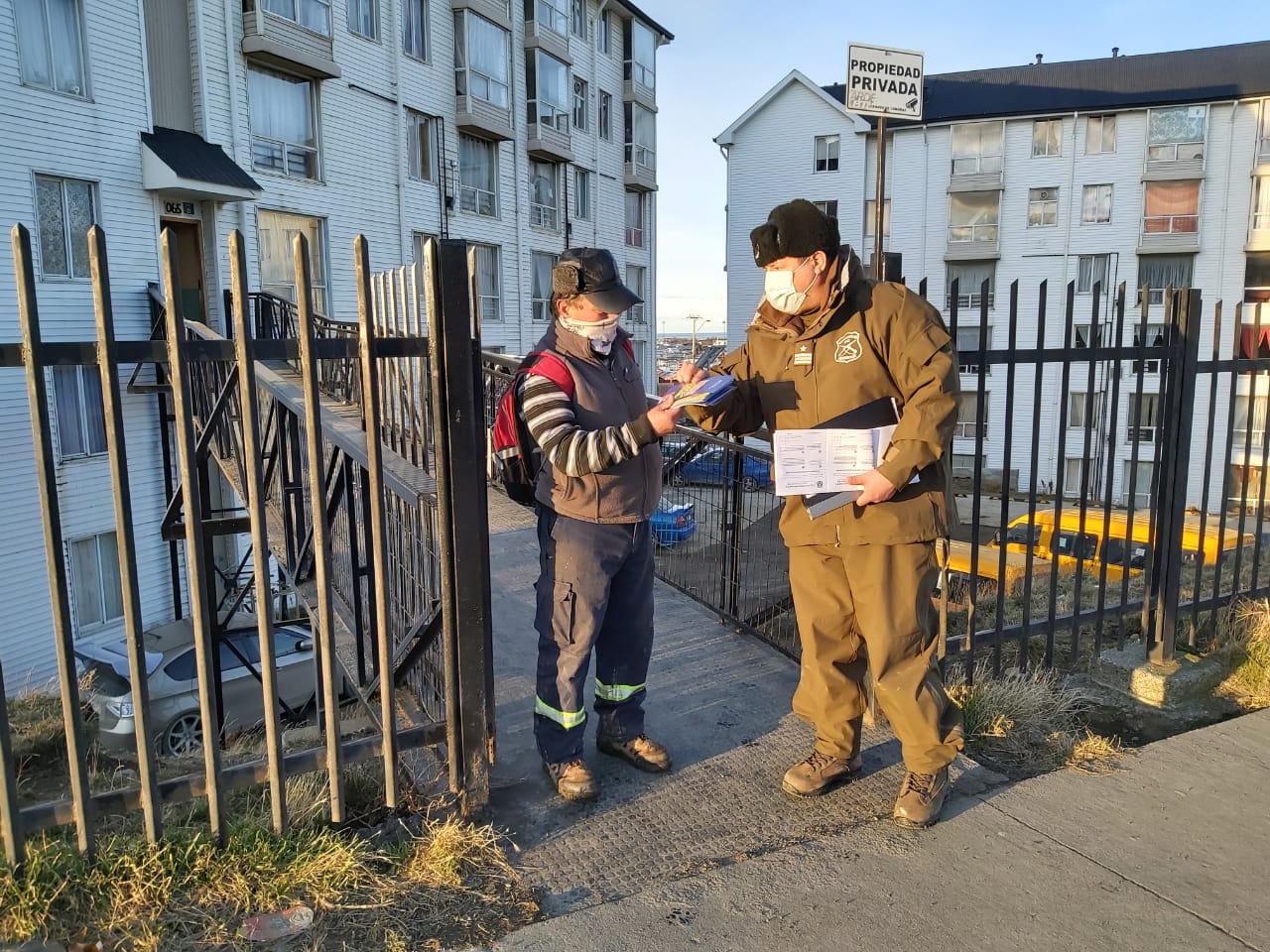 Campañas preventivas realiza Carabineros en Punta Arenas por personal de su Oficina de Integración Comunitaria