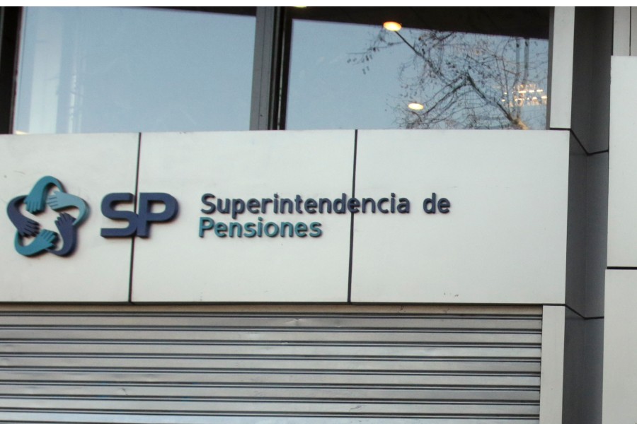Superintendencia de Pensiones aplicó multas a seis AFP, por irregularidades cometidas en 2018