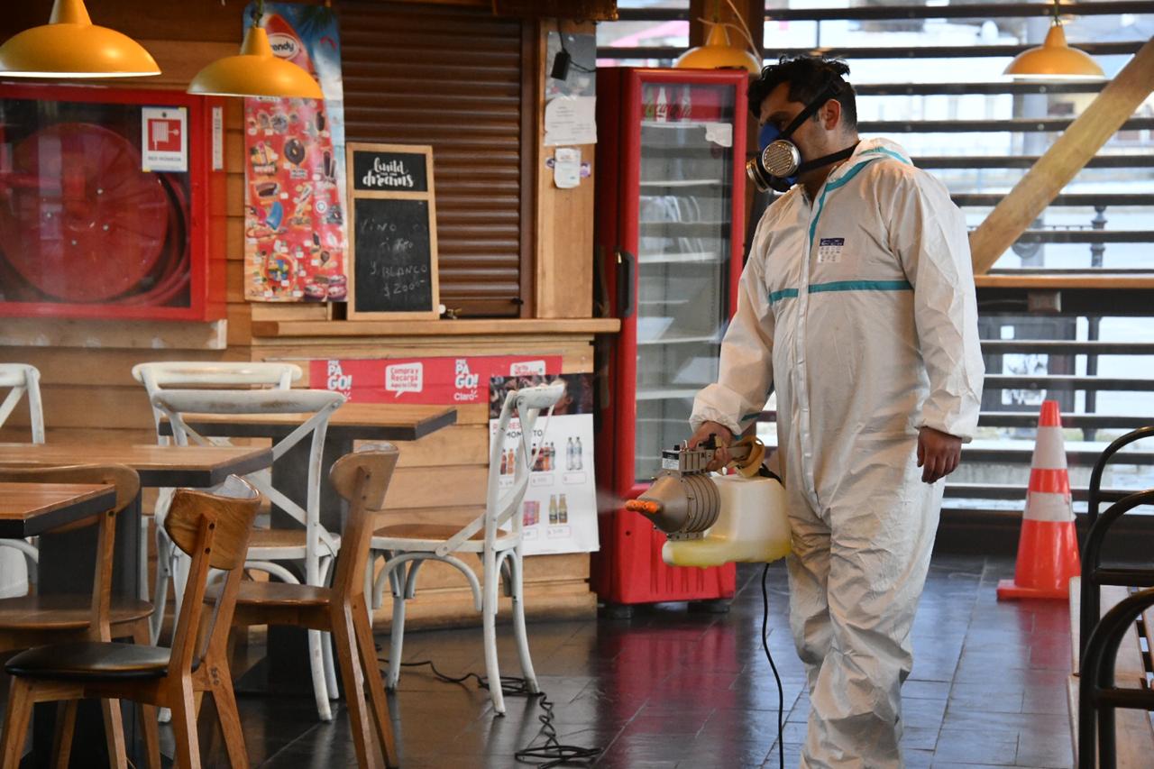 Mercado Local y Paradero Mina Loreto fueron sanitizados por el Municipio