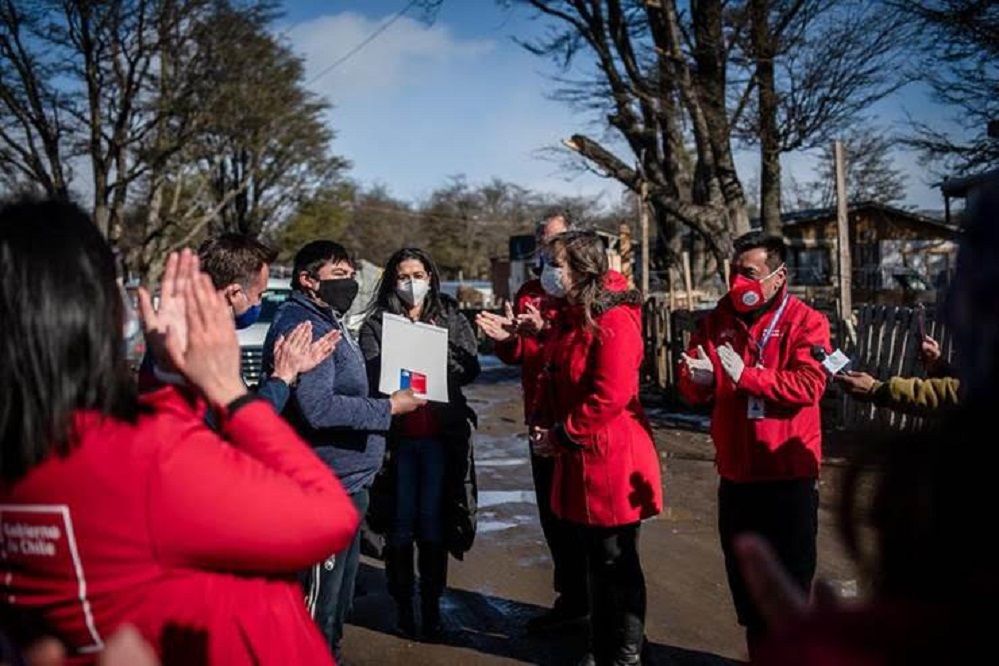 Minvu comienza a erradicar el campamento Lautaro de Punta Arenas tras anunciar que 36 familias se unirán a proyecto habitacional