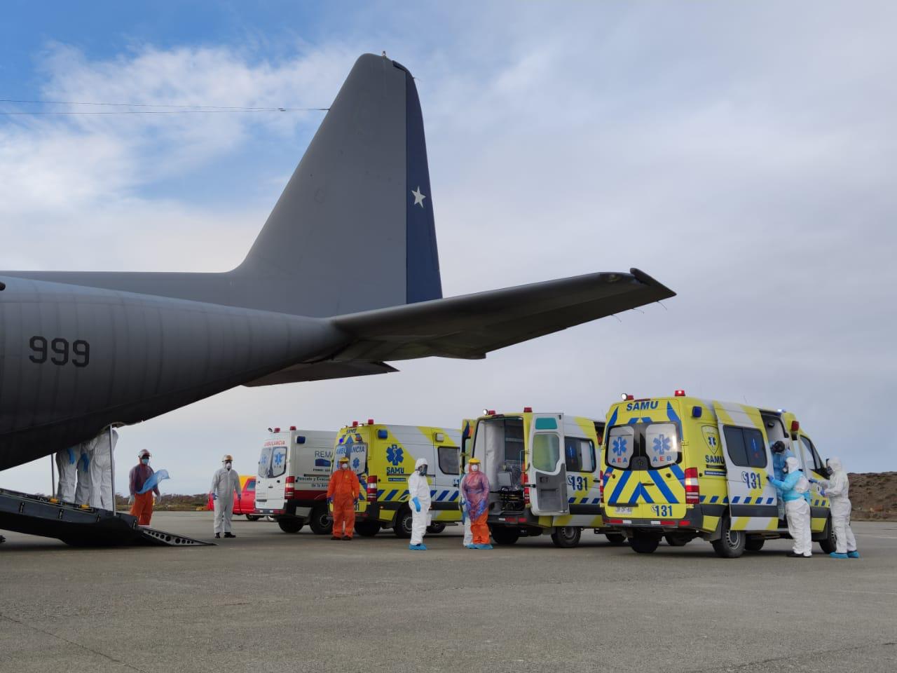 5 pacientes covid19 aeroevacuados de Magallanes a Santiago: 4 desde Punta Arenas y 1 desde Puerto Natales