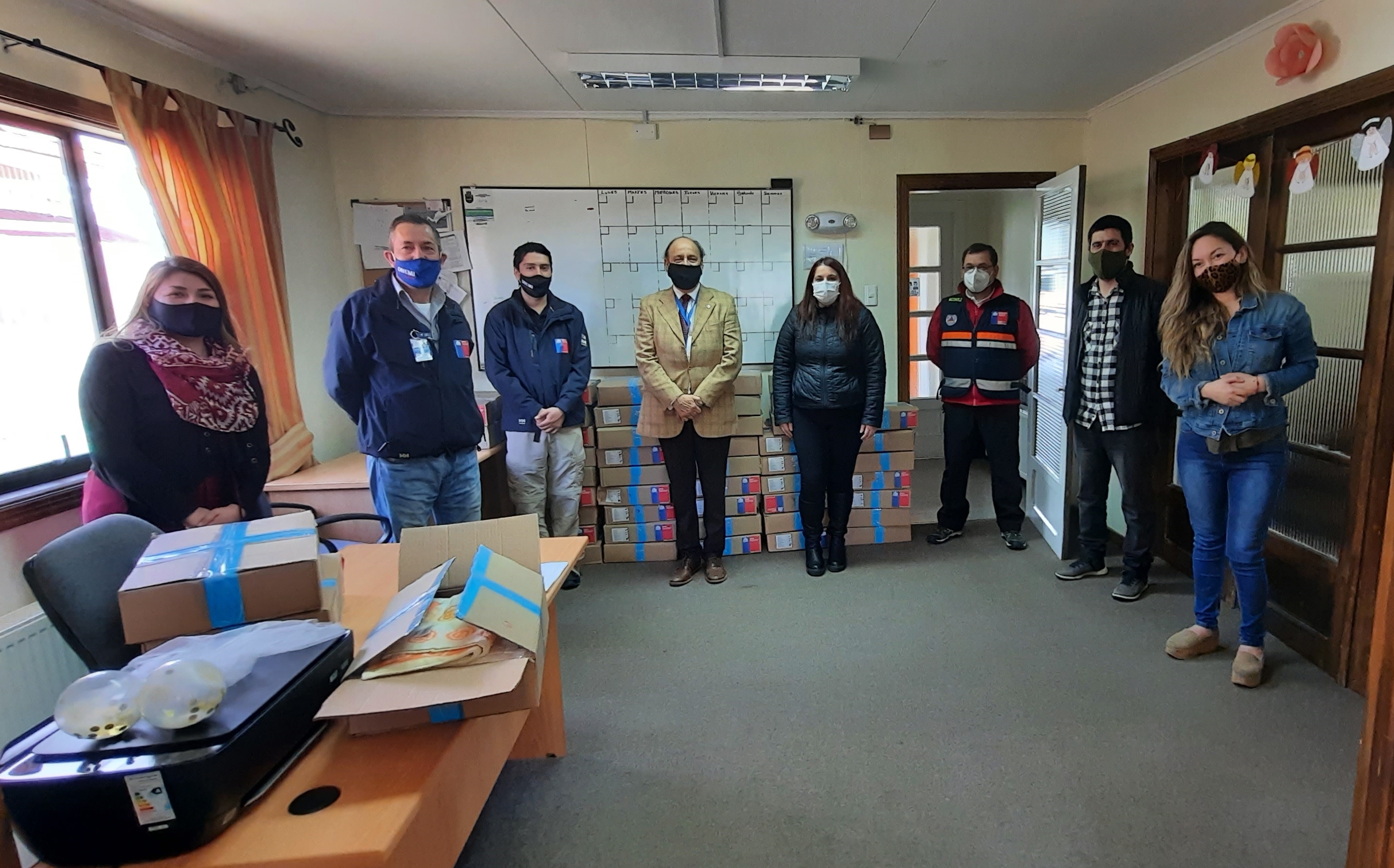 Gobernador Alejandro Vásquez entregó importante ayuda social a ONG Raíces