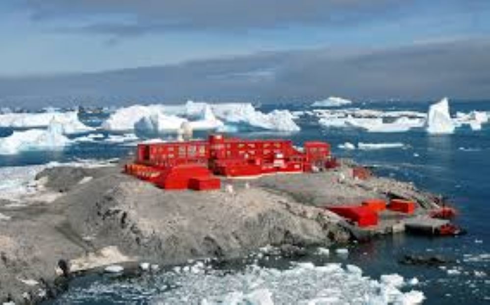 Efectivos de la dotación de la Base Antártica Bernando O’Higgins del Ejército, han presentado  síntomas que se pueden asociar a Covid-19