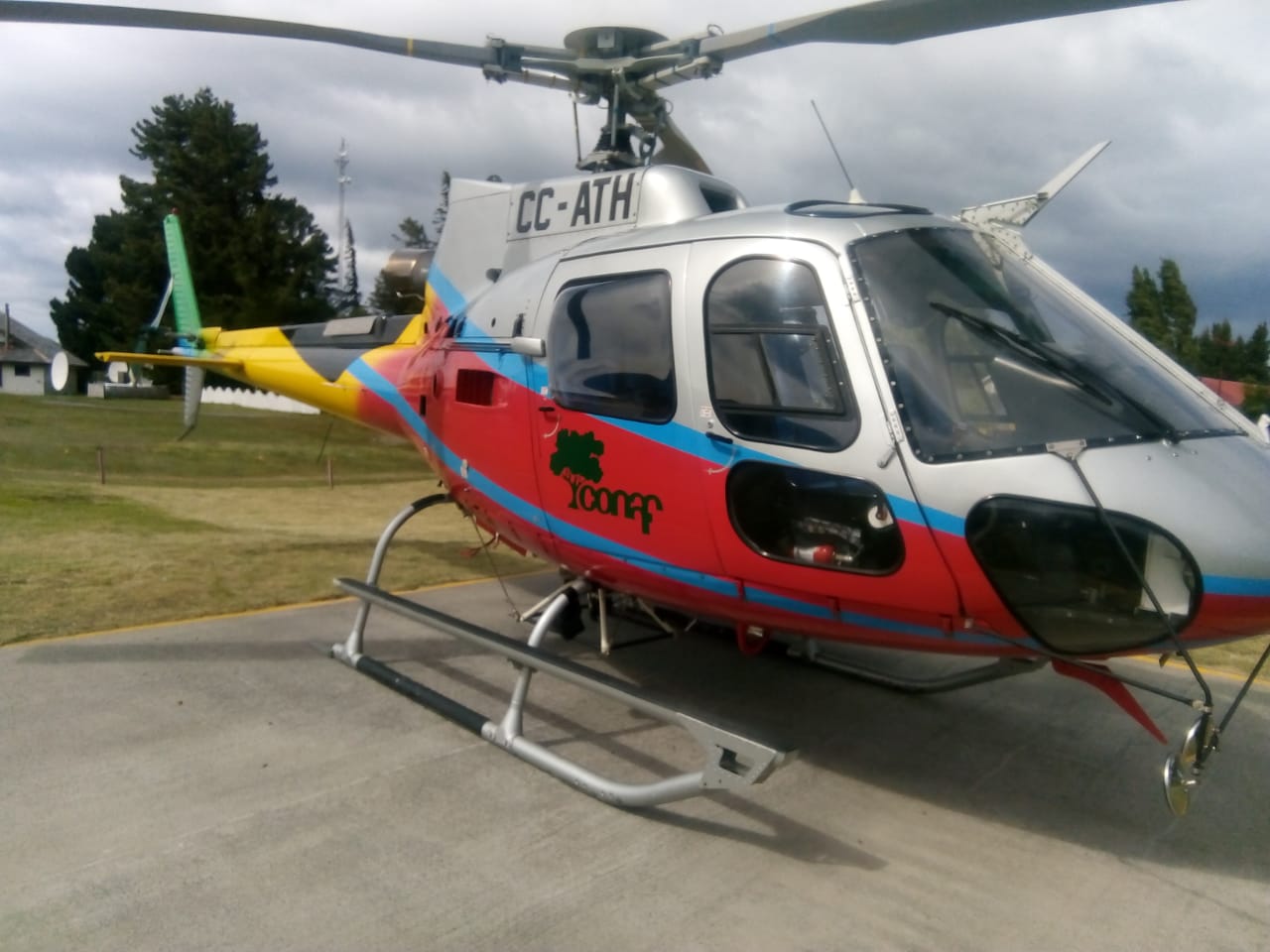 Ya está operativo helicóptero para combatir incendios forestales en el Parque Nacional Torres del Paine