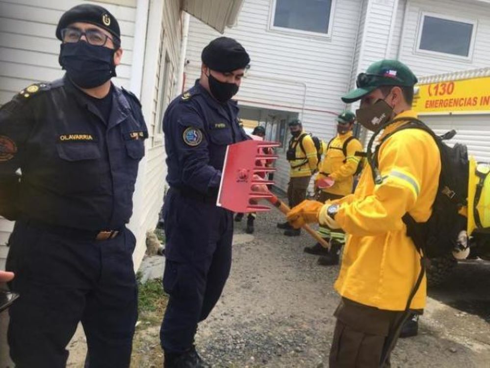CONAF y Capitanía de Puerto de Ultima Esperanza trabajarán en conjunto en prevención de incendios forestales