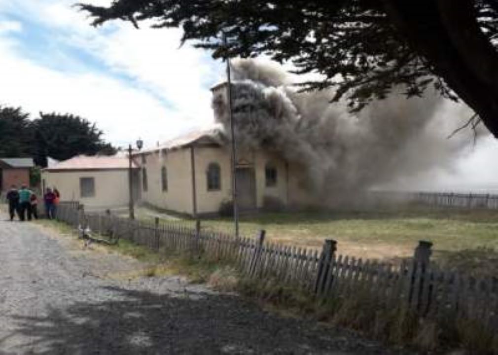 Incendio destruyó capilla de Río Seco