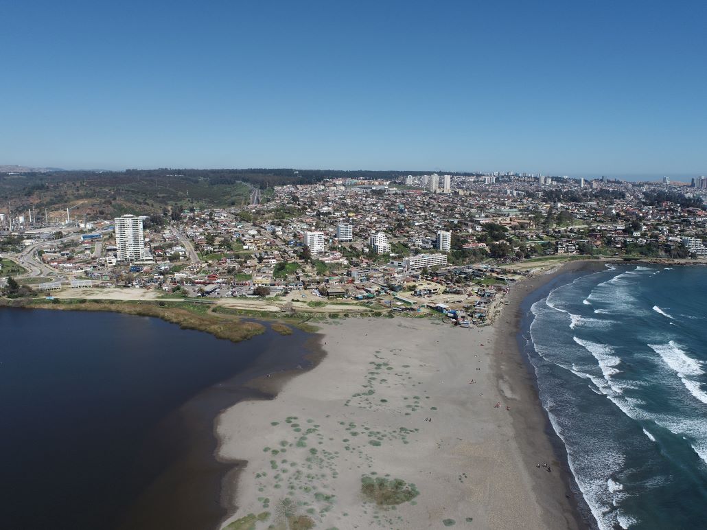 Zona costera en Chile: se acumulan impactos negativos y la urgencia de una Ley de Costas