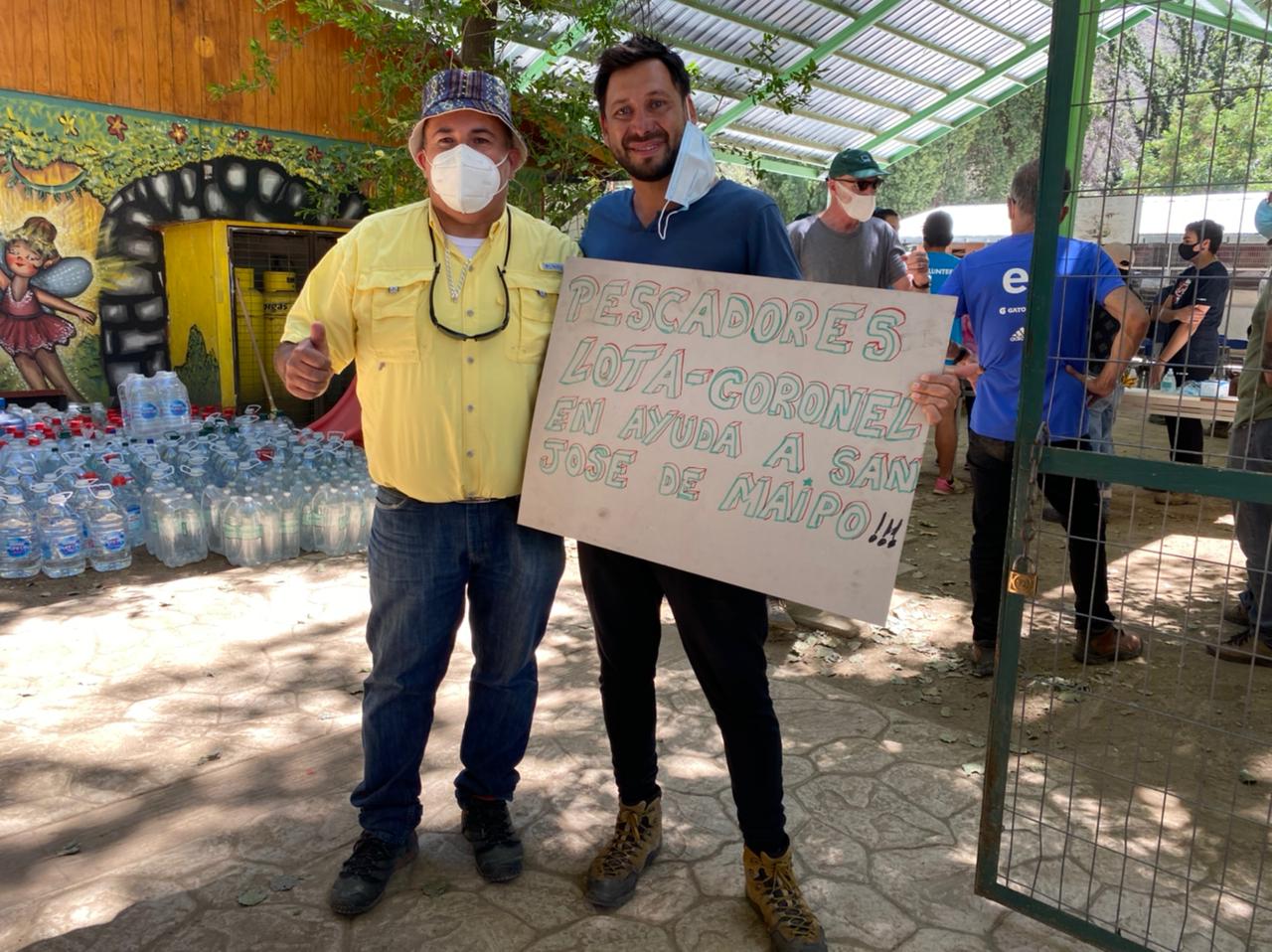 Hernan Cortes, “este jueves fue un día de amistad y solidaridad»: Pescadores artesanales regalan una tonelada de merluza a damnificados del Cajón del Maipo