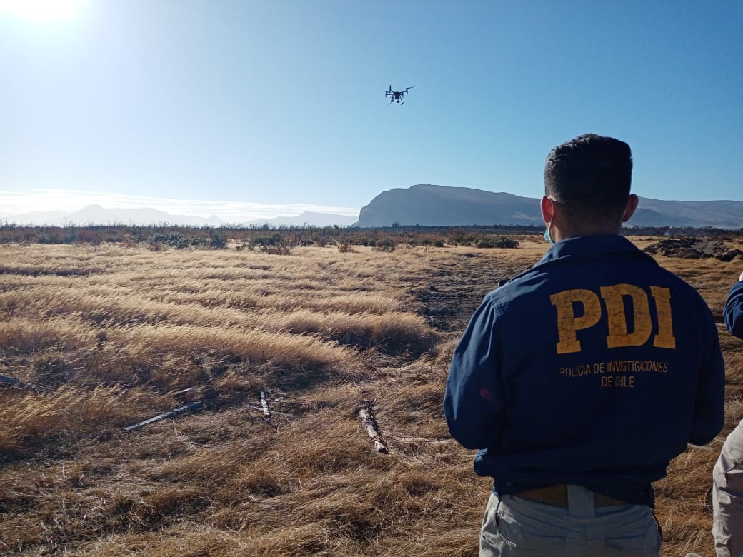 PDI Puerto Natales colabora con un drone con cámara térmica en incendio forestal