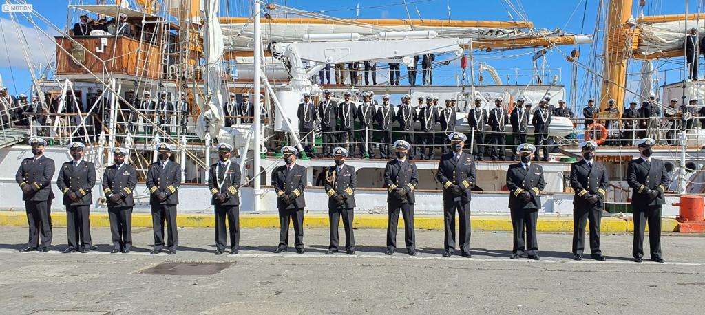 Buque Escuela Esmeralda recala en el muelle Prat de Punta Arenas y permanecerá un mes en aguas australes