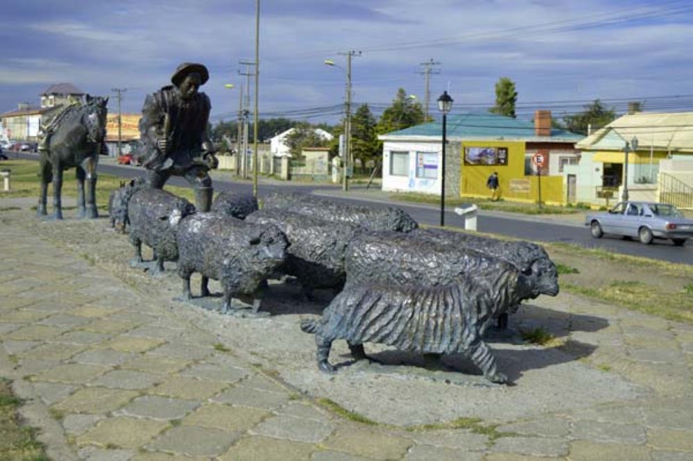 El espíritu pionero aún presente en Punta Arenas –  Alicia Stipicic – Opinión