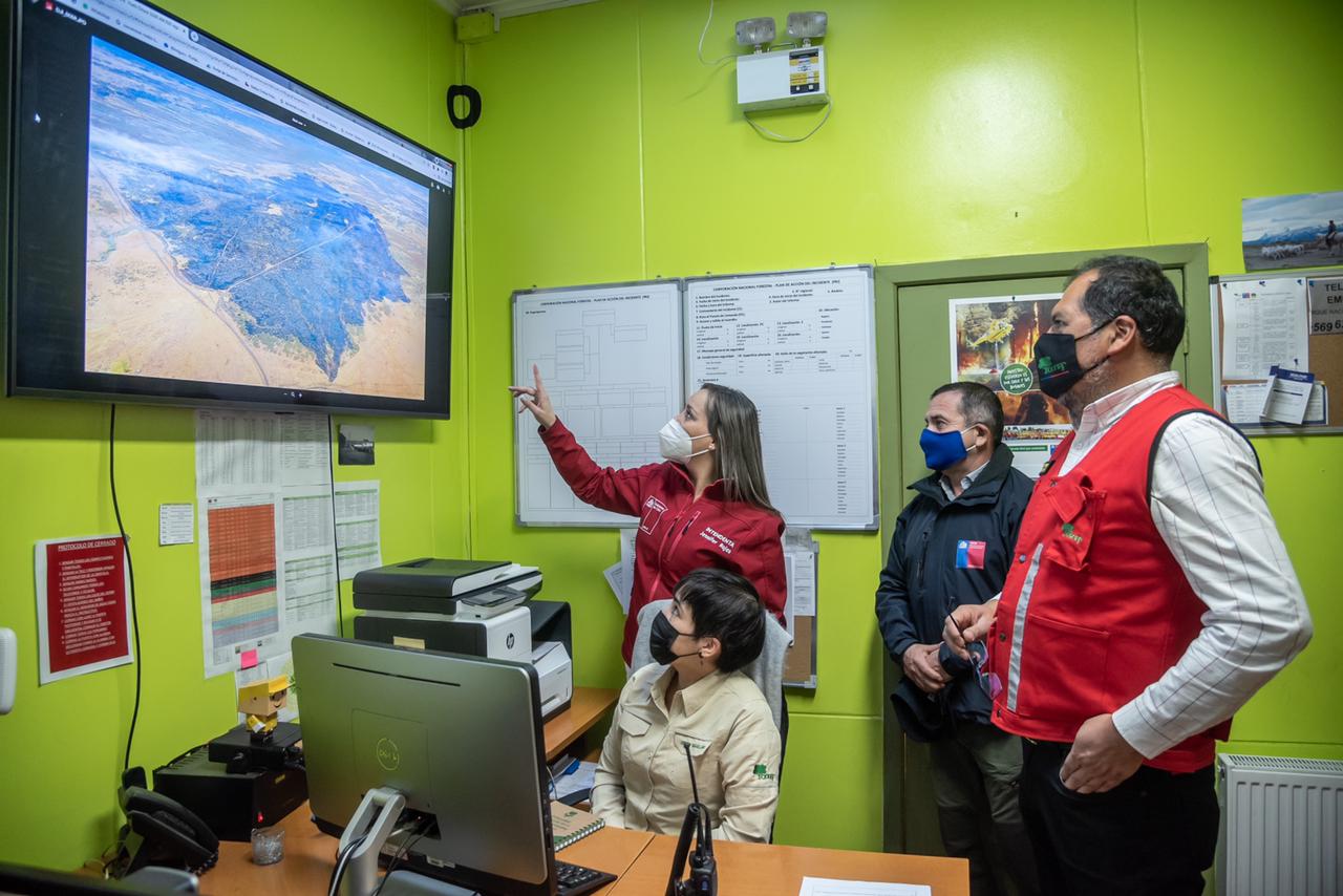 Incendio en Puerto Natales se encuentra controlado y en etapa de liquidación