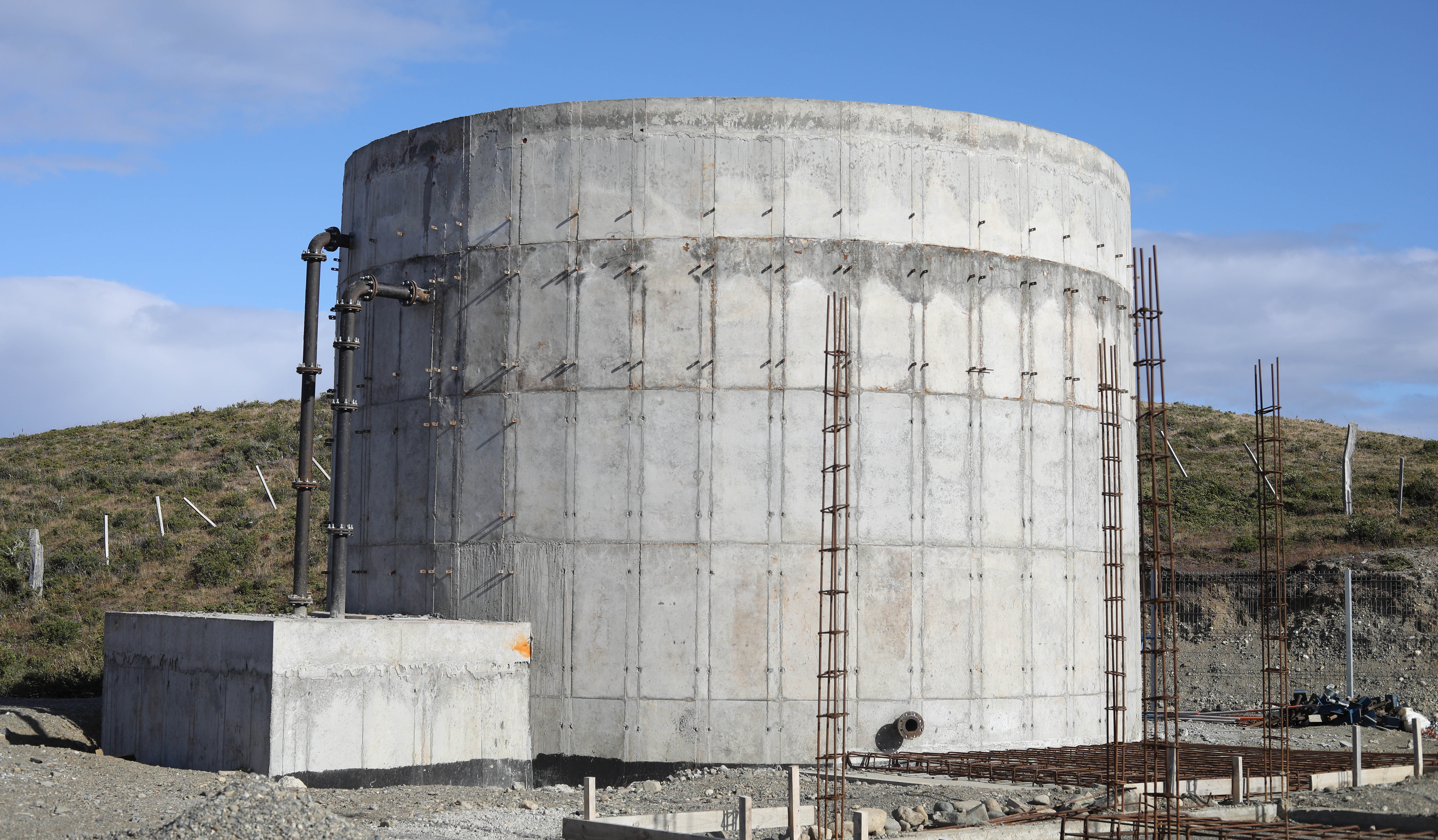 Un 70 por ciento de avance presentan obras de agua potable que beneficiarán a más de 3 mil personas