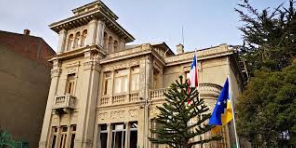 Colegios y liceos municipales de Punta Arenas: inicio de clases será el miércoles 3 de marzo y sólo en modalidad online